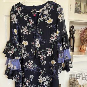 Vince Camuto Floral chiffon tiered sleeve shift dress